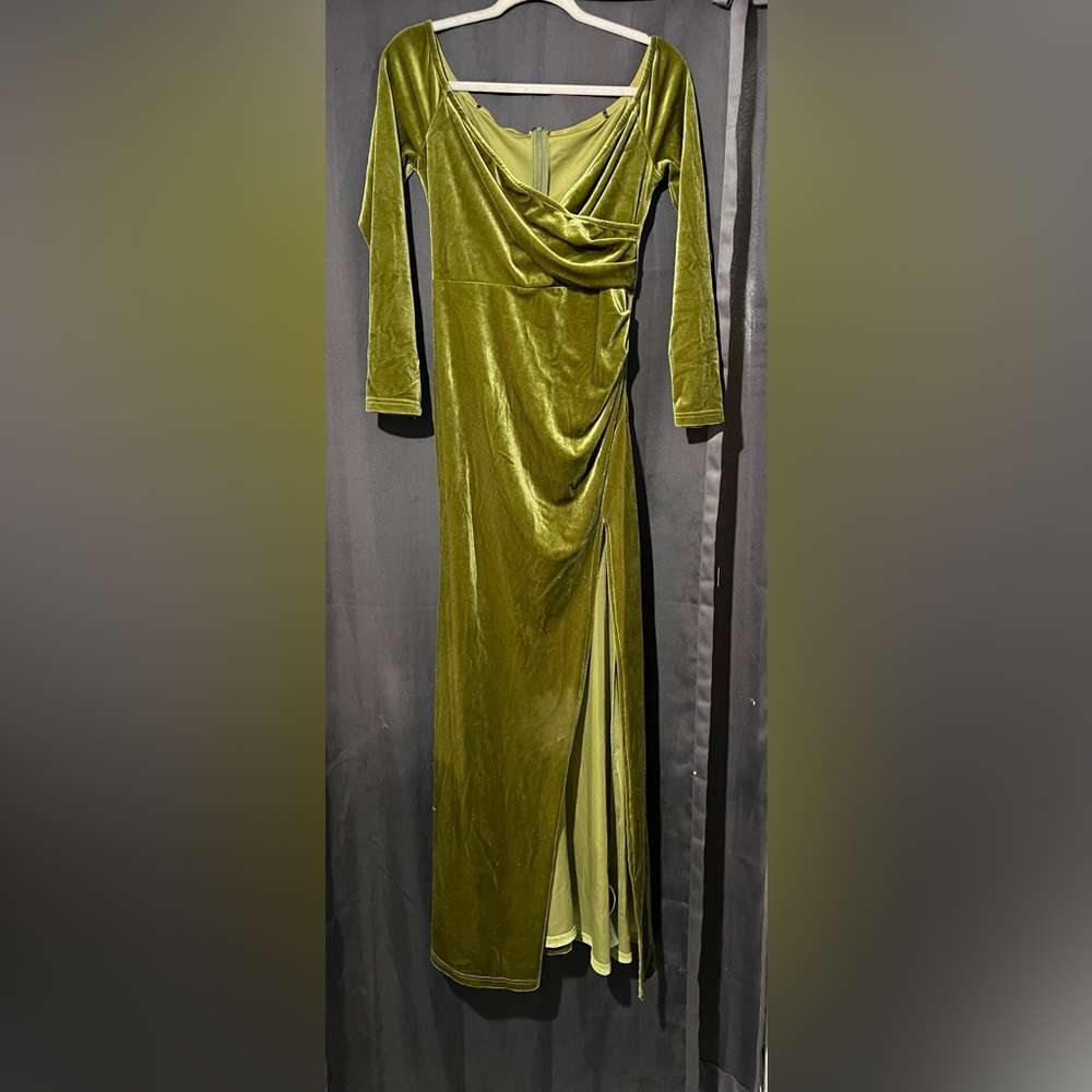 SHEIN Olive Velvet Long Sleeve Dress